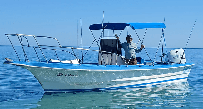 25' Super Panga photo 1